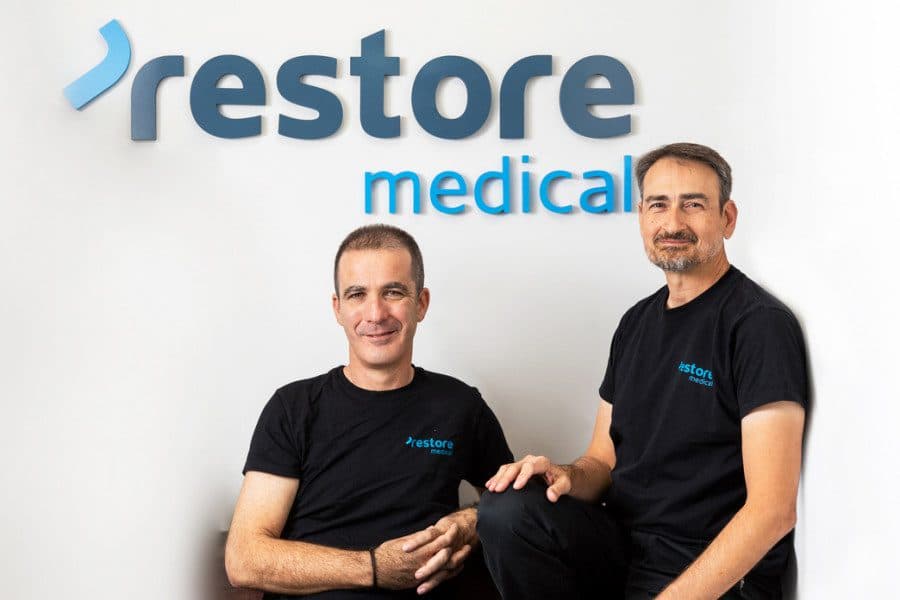 Restore Medical leading team from left to right - Gilad Marom, Stephen Bellomo. Photo credit- Eyal Toueg